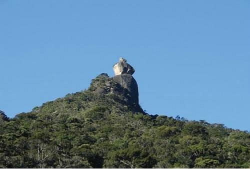 pedra-do-peito-de-pombo